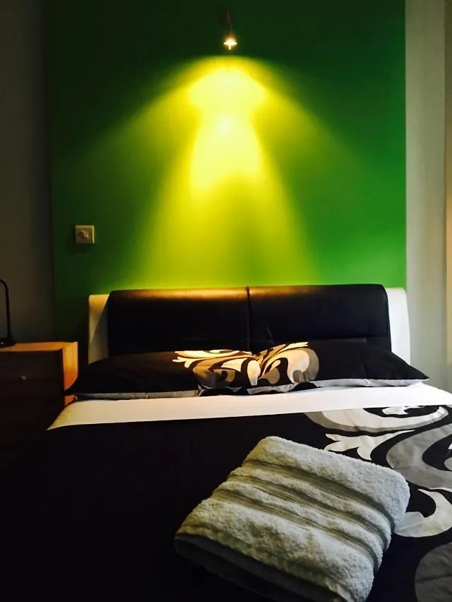 The Clarence Hotel Nottingham 3*,